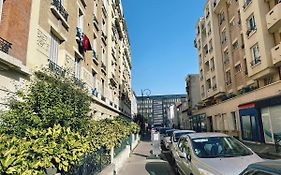 Cosy Apartment Near La Defense Paris Tranports Free Parking